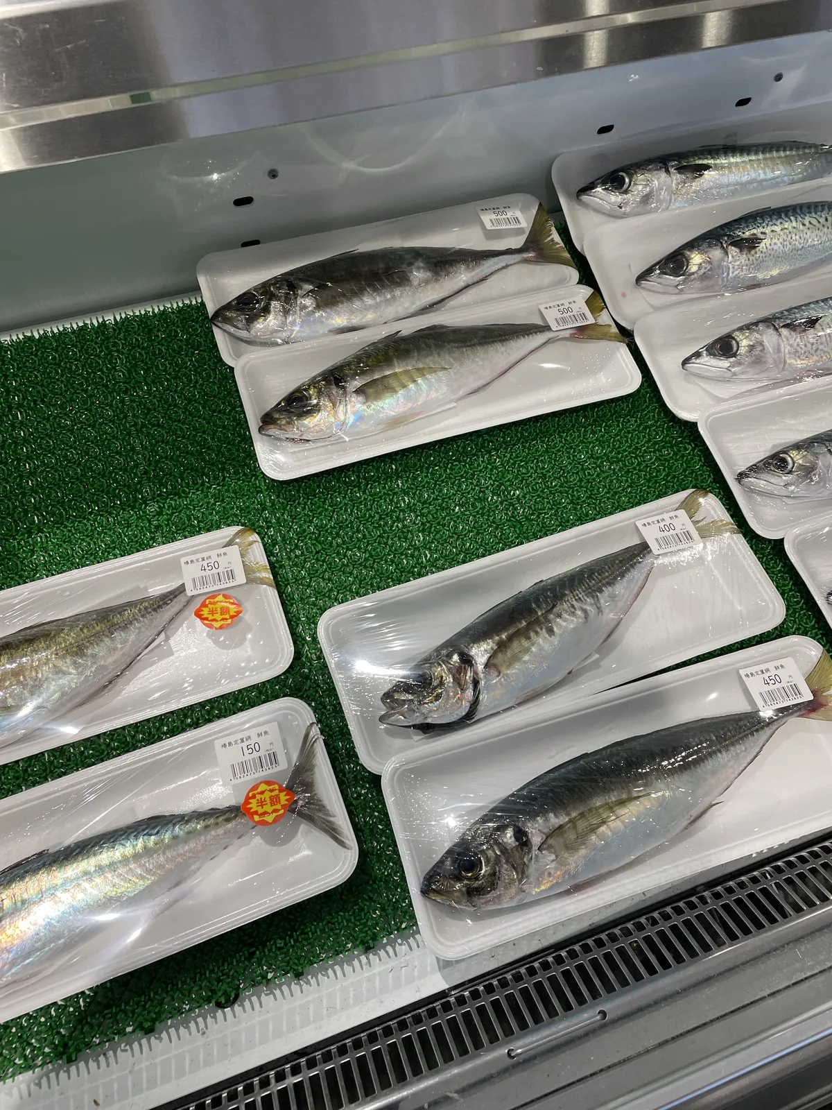 海產區的鮮魚
